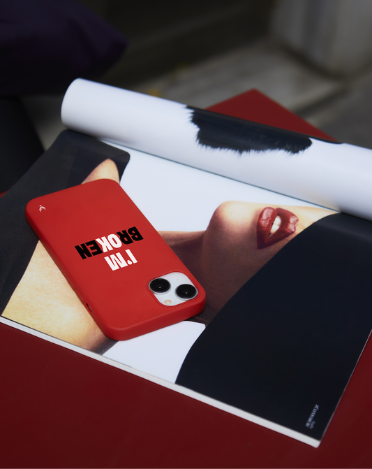 Telefon Kılıflarında Moda Trendleri: Deercase ile Teknoloji ve Estetik Buluşuyor